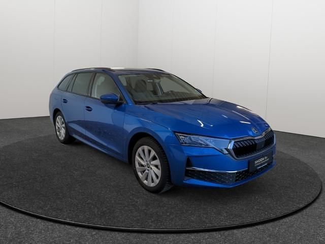Gebraucht Skoda Octavia Selection 150 PS (110 kW) 2025 Blau Kombi