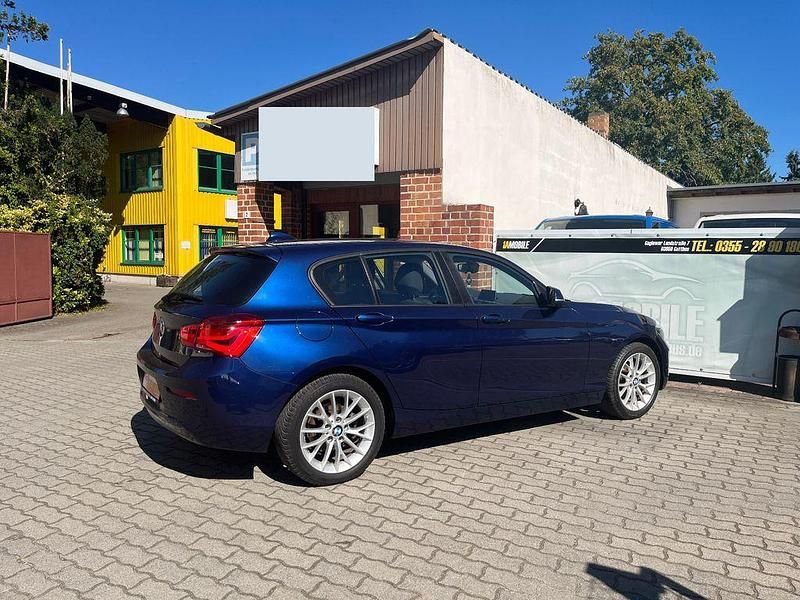 Gebraucht BMW 118 Sport Line 150 PS (110 kW) 2019 Blau Kleinwagen