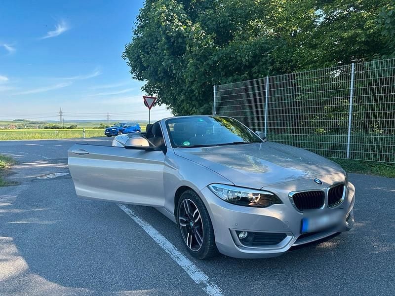 Gebraucht BMW 220 184 PS (135 kW) 2016 Silber Cabrio
