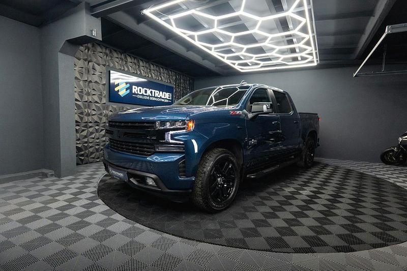 Gebraucht Chevrolet Silverado 360 PS (264 kW) 2022 Blau SUV