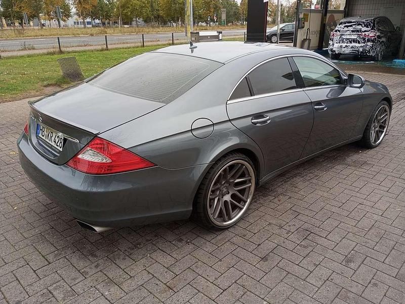 Gebraucht Mercedes CLS500 387 PS (284 kW) 2008 Coupé