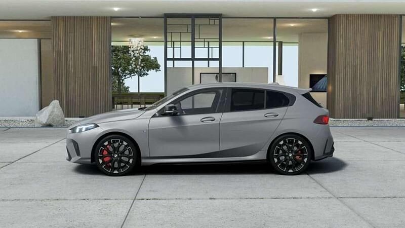 Neu BMW 135 300 PS (220 kW) 2026 Bmw individual frozen pure gr Kleinwagen