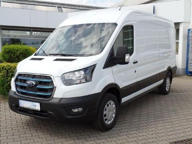 Gebraucht Ford Transit Trend 135 kW (184 PS) 2023 Frostweiß Van