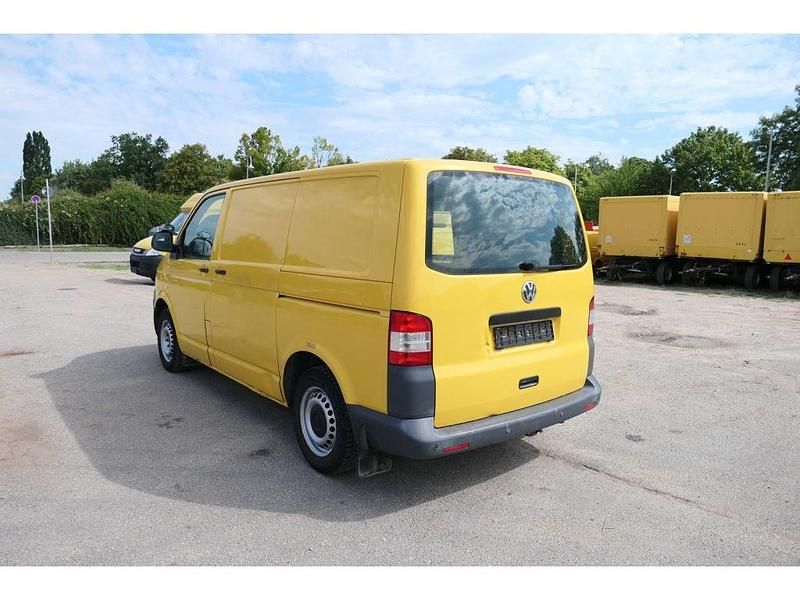 Usata VW Transporter 84 CV (61 kW) 2011 Giallo Furgone