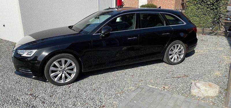 Gebraucht Audi A4 Design 150 PS (110 kW) 2016 Schwarz Kombi