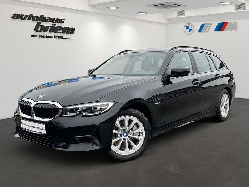 Gebraucht BMW 330e Advantage 292 PS (214 kW) 2021 Schwarz Kombi