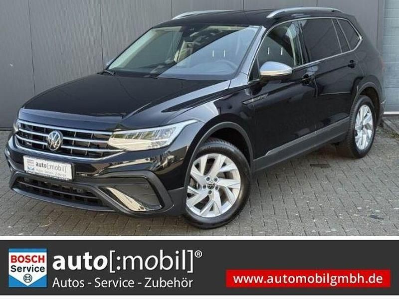 Schwarz Gebraucht 2024 VW Tiguan Allspace Life SUV | 34.980 € (Fairer Preis) - Bild 1/3