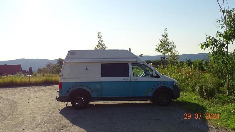 Weiß Gebraucht 2006 VW T5 Van | 7.000 € (Teuer) - Bild 1/4