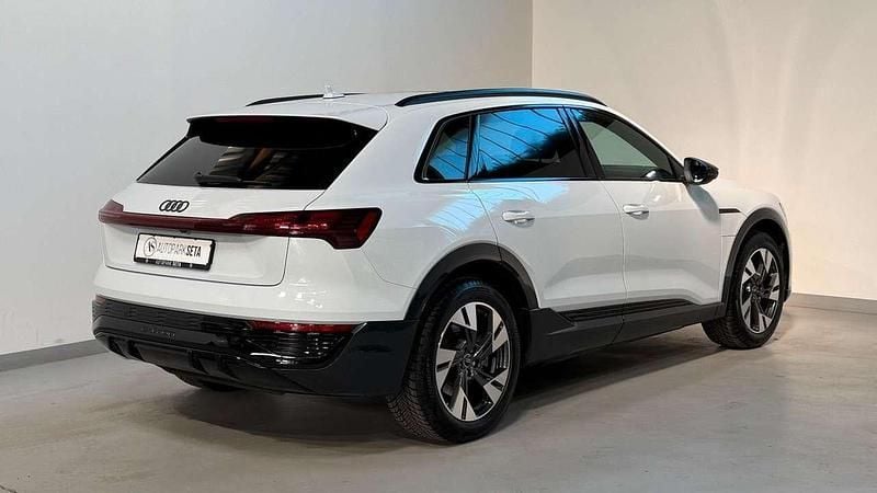 Gebraucht Audi e-tron S-Line 340 PS (250 kW) 2023 Gletscherweiss SUV