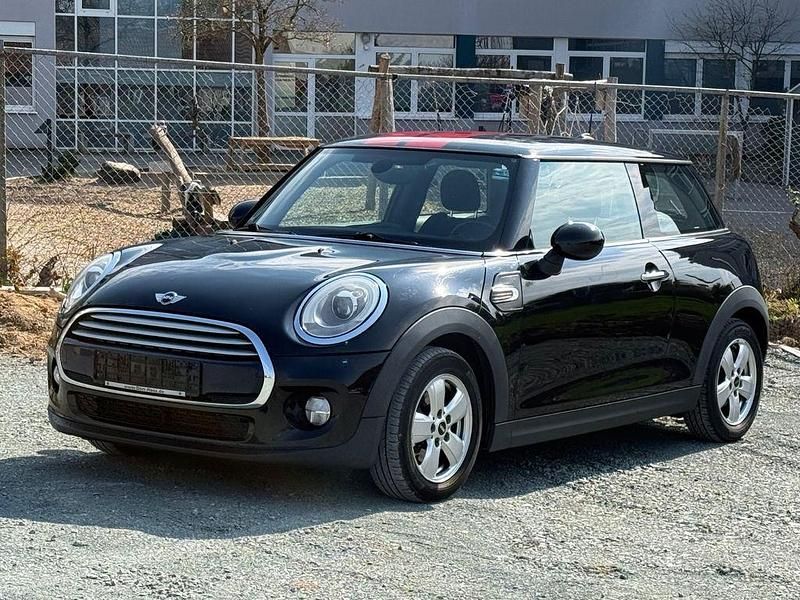 Gebraucht Mini Cooper D 116 PS (85 kW) 2014 Schwarz Kleinwagen