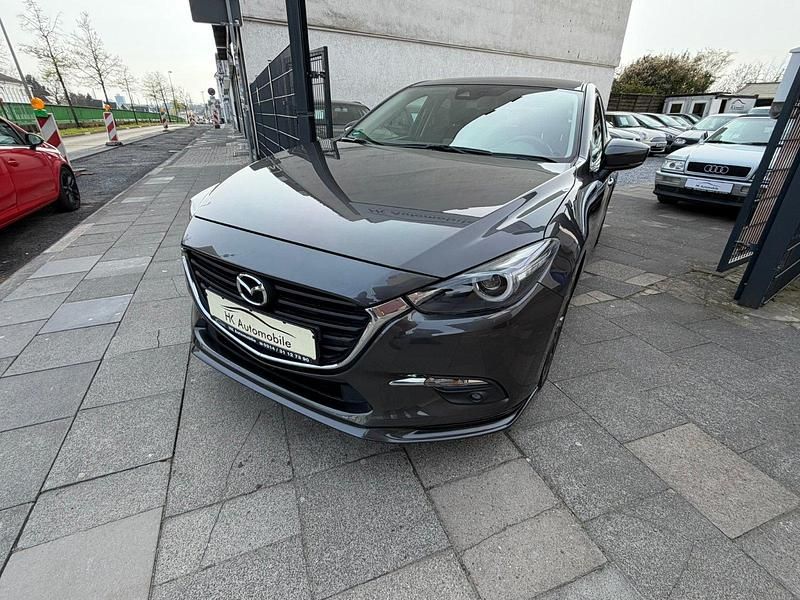 Gebraucht Mazda 3 Exclusive-Line 120 PS (88 kW) 2017 Matrixgrau metallic Limousine