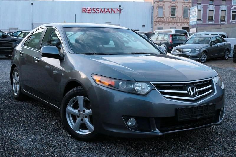 Gebraucht Honda Accord 156 PS (114 kW) 2011 Grau Limousine