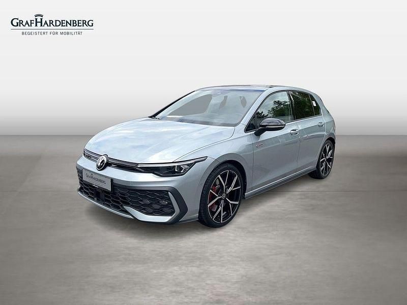 Silber Gebraucht 2024 VW Golf VIII GTI Limousine | 33.510 € (Superpreis) - Bild 1/4
