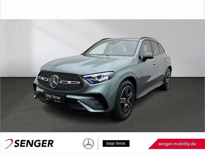Grau Gebraucht 2025 Mercedes GLC300 AMG SUV | 59.900 € (Guter Preis) - Bild 1/3