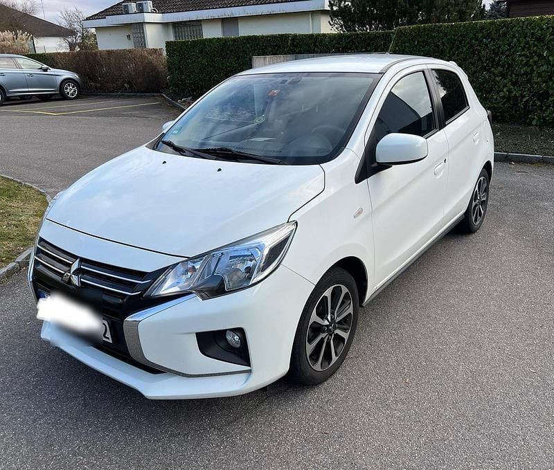 Weiß Gebraucht 2021 Mitsubishi Space Star Select+ Kleinwagen | 8.500 € (Guter Preis) - Bild 1/4
