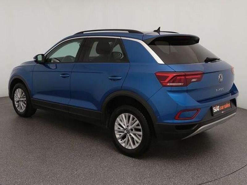 Gebraucht VW T-Roc Life 110 PS (80 kW) 2023 Blau SUV