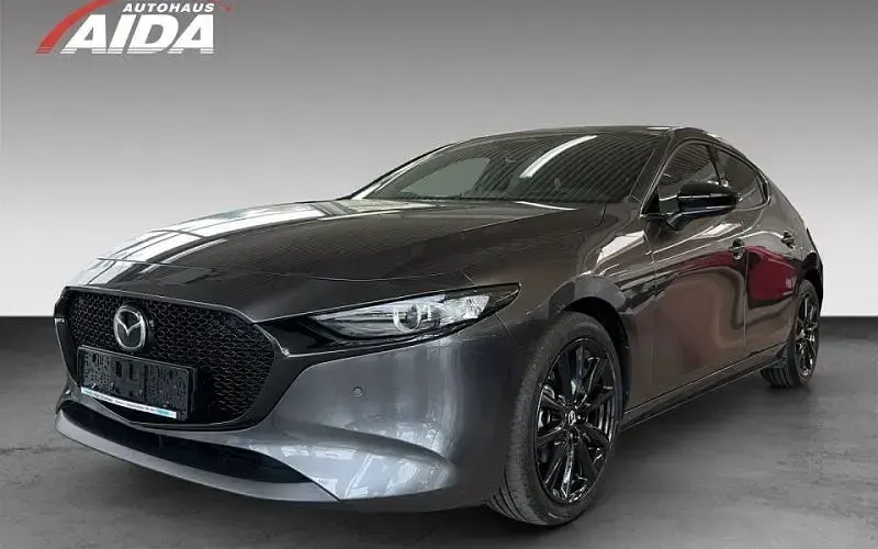 Neu Mazda 3 186 PS (136 kW) 2026 Grau Limousine