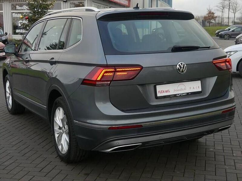 Gebraucht VW Tiguan Allspace Highline 179 PS (131 kW) 2018 Grau SUV