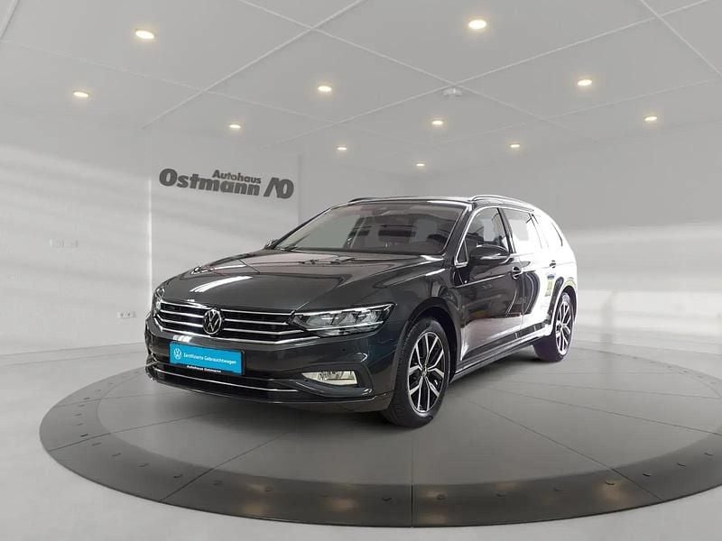 Usata VW Passat Business 190 CV (139 kW) 2022 Grigio Station wagon