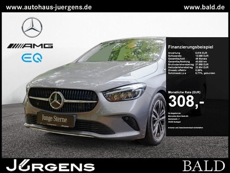 Grau metalliclack mountaingrau Gebraucht 2024 Mercedes B180 Progressive Van / Kleinbus | 31.190 € (Guter Preis) - Bild 1/4