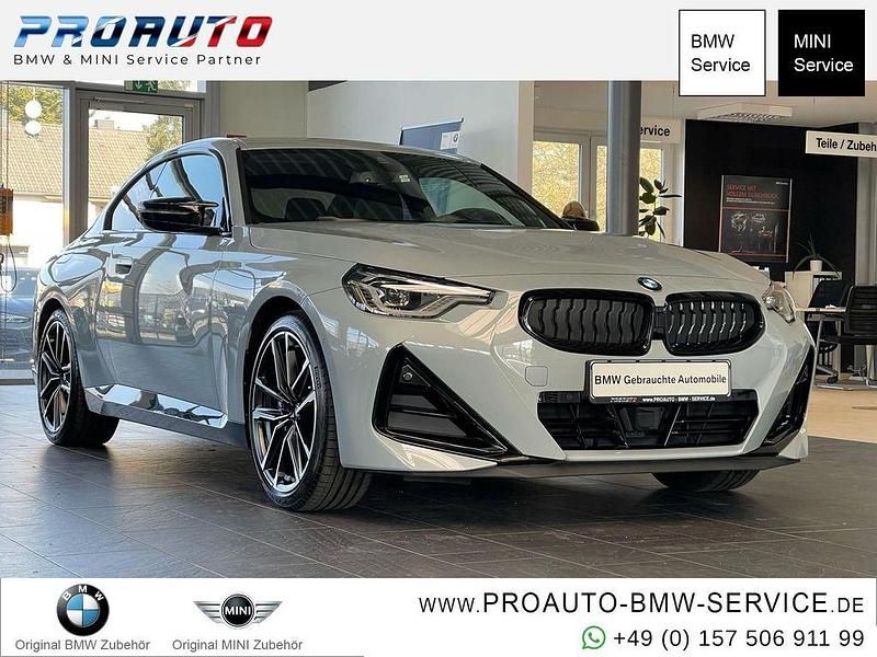 Grau Gebraucht 2024 BMW M240 M Sport | 48.790 € (Fairer Preis) - Bild 1/4
