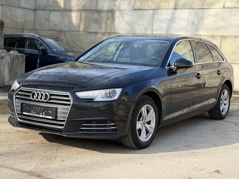 Gebraucht Audi A4 Sport 150 PS (110 kW) 2017 Brillantschwarz Kombi