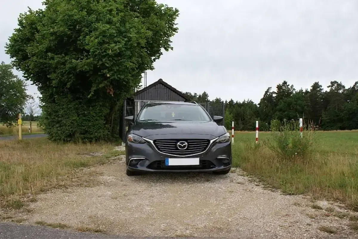 Gebraucht Mazda 6 Sports-Line 175 PS (128 kW) 2015 Grau Kombi