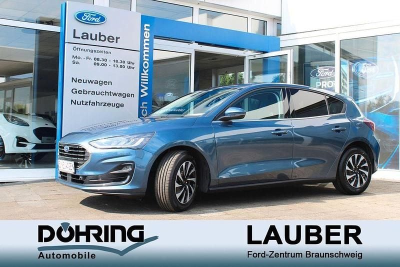 Gebraucht Ford Focus Titanium 125 PS (91 kW) 2024 Chromablau Limousine