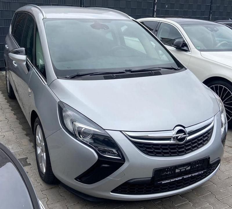 Silber Gebraucht 2012 Opel Zafira Tourer Edition Van / Kleinbus | 4.200 € (Superpreis) - Bild 1/4