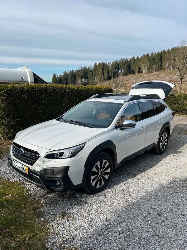 Gebraucht Subaru Outback Platinum 169 PS (124 kW) 2023 Weiß Kombi