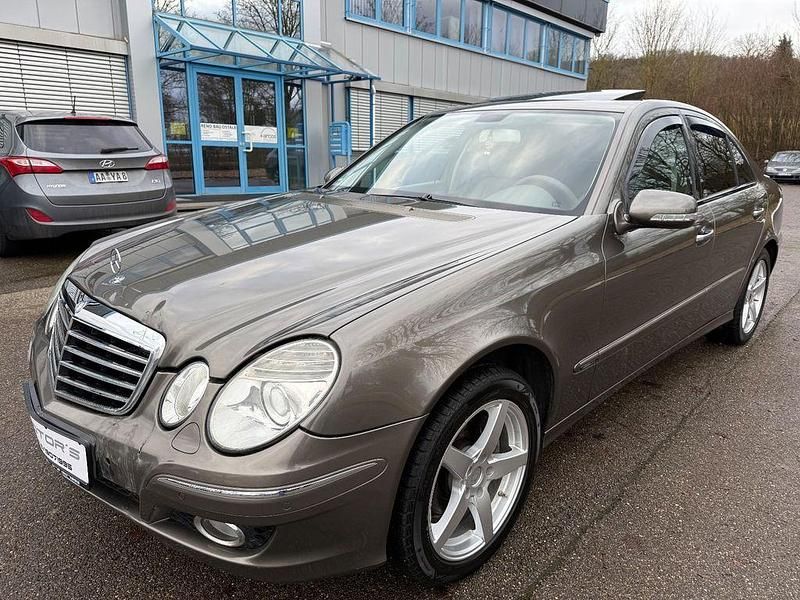 Grau Gebraucht 2008 Mercedes E280 Elegance Limousine | 4.990 € (Guter Preis) - Bild 1/4