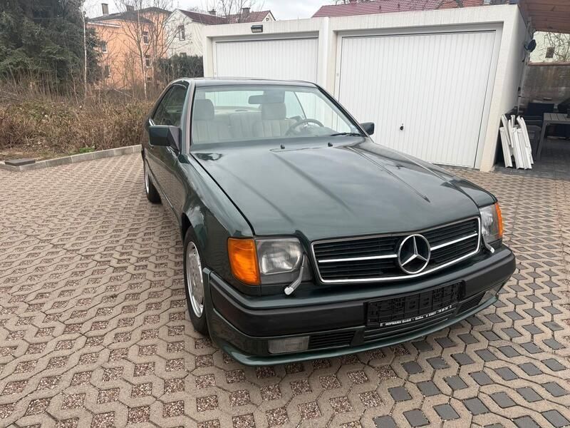 Grün Gebraucht 1989 Mercedes E300 Coupé | 9.950 € - Bild 1/4
