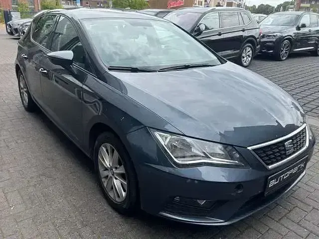 Gebraucht Seat Leon Style 116 PS (85 kW) 2019 Magnetic tech (metallic) Kleinwagen