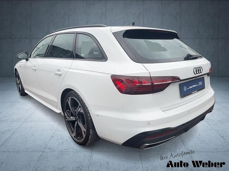 Gebraucht Audi A4 S-Line 204 PS (150 kW) 2024 Grau Kombi
