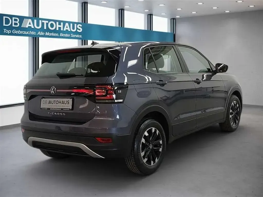 Używany VW T-Cross 95 KM (69 kW) 2024 Szary SUV