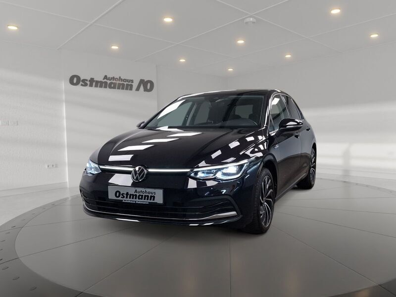 Schwarz Gebraucht 2022 VW Golf VIII Style Limousine | 23.941 € (Fairer Preis) - Bild 1/4