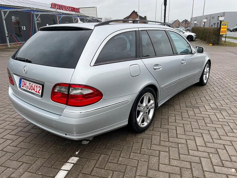Gebraucht Mercedes E280 190 PS (139 kW) 2007 Silber Kombi