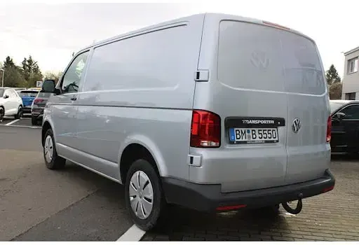 Używany VW Transporter 150 KM (110 kW) 2024 Srebrny Van