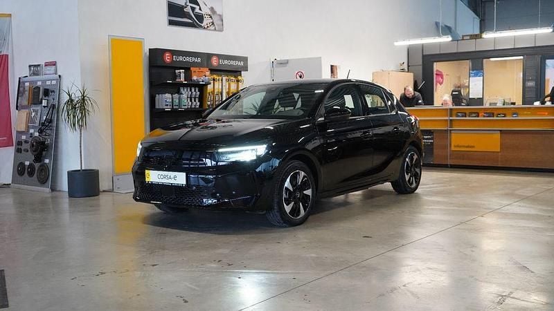 Schwarz Gebraucht 2025 Opel Corsa-e Kleinwagen | 20.900 € (Fairer Preis) - Bild 1/4