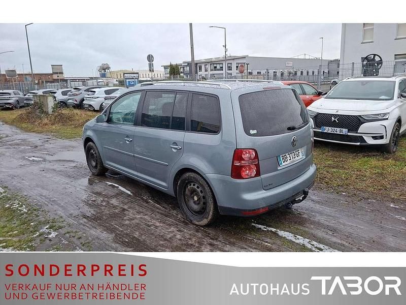 Gebraucht VW Touran Trendline 140 PS (102 kW) 2008 Mountain grey metallic Van / Kleinbus