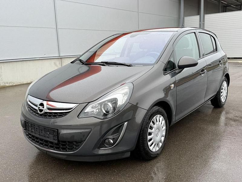 Gebraucht Opel Corsa Innovation 95 PS (69 kW) 2013 Grau Kleinwagen