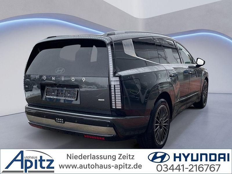 Neu Hyundai Ioniq 9 314 kW (428 PS) 2026 Grau SUV