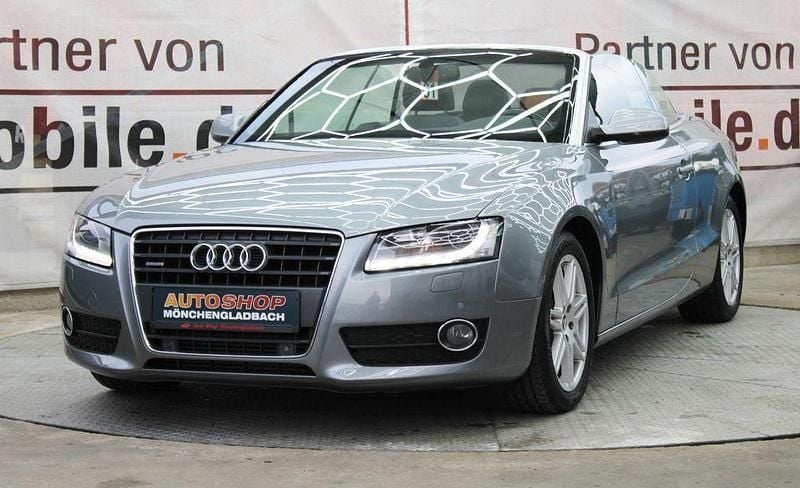 Gebraucht Audi A5 Cabriolet Ambiente 211 PS (155 kW) 2009 Grau Cabrio