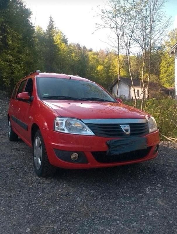 Second-hand Dacia Logan 105 CP (77 kW) 2011 Roșu Break