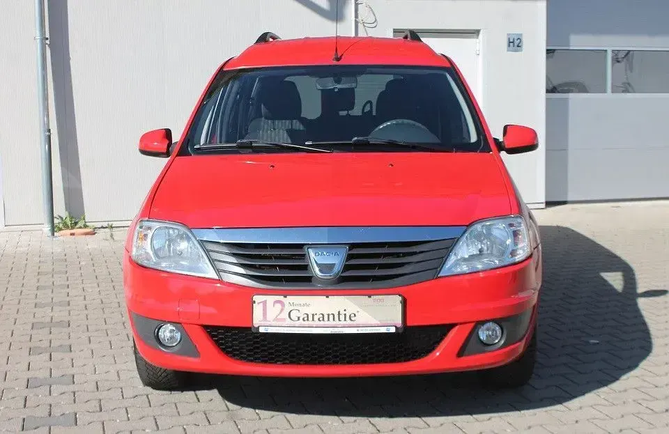 Gebraucht Dacia Logan 82 PS (60 kW) 2012 Rot Van / Kleinbus