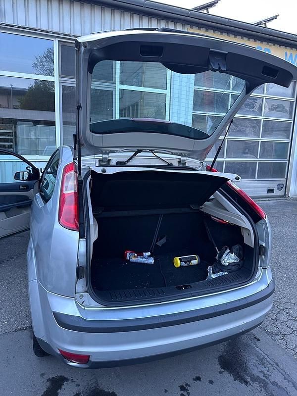 Usata Ford Focus 2005 Grigio Utilitaria