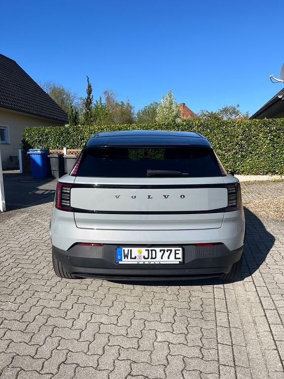 Gebraucht Volvo EX30 Plus 200 kW (272 PS) 2024 Grau SUV