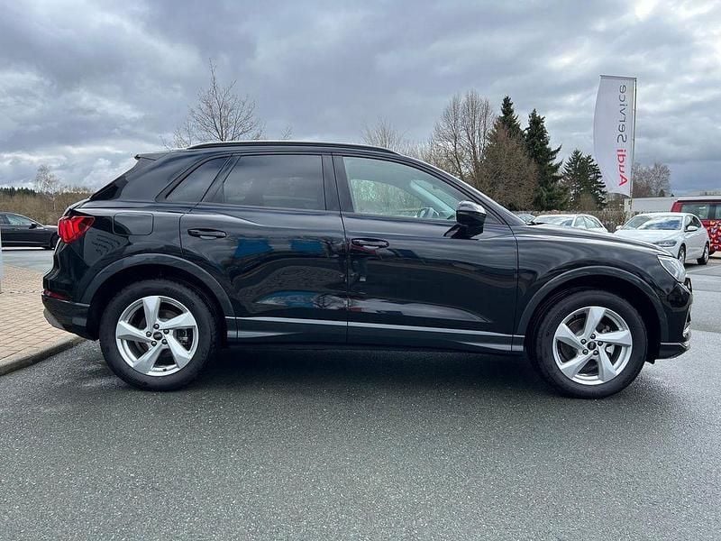 Neu Audi Q3 Advanced Plus 150 PS (110 kW) 2025 Schwarz SUV