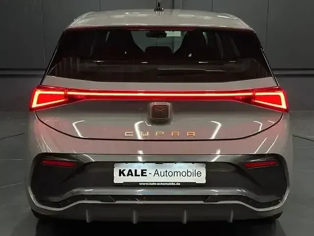 Usata Cupra Born 150 kW (204 CV) 2023 Grigio Utilitaria