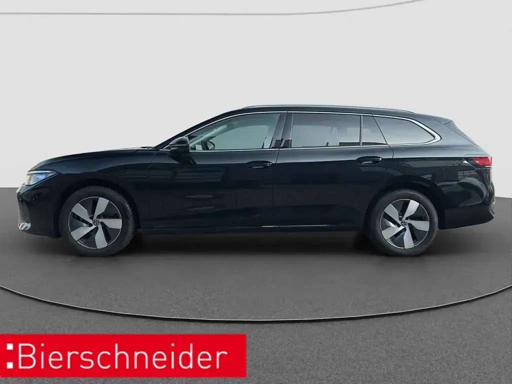 Gebraucht VW Passat Business 150 PS (110 kW) 2025 Schwarz Kombi